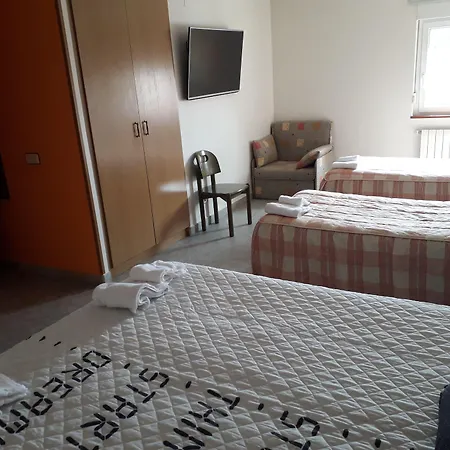 Pensión La Casona 3*