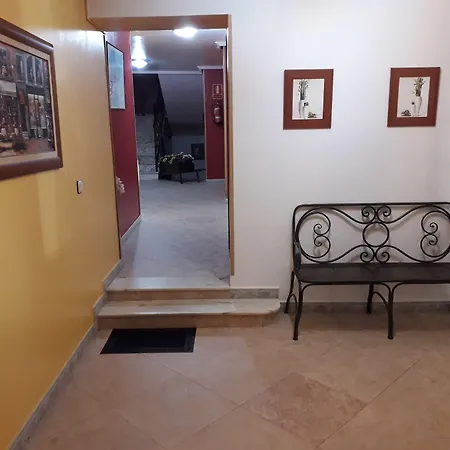 Pensión La Casona 3*